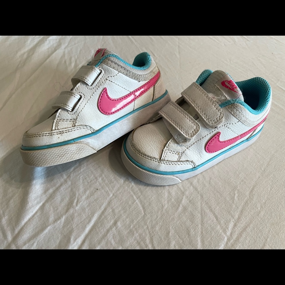 8c Nikes